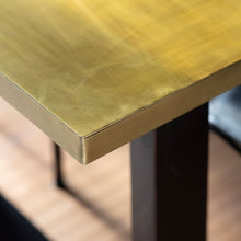 Load image into Gallery viewer, Danbury Dining Table