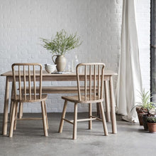 Load image into Gallery viewer, Wycombe Oak Dining Table
