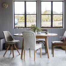 Load image into Gallery viewer, Wycombe Oak Round Extending Table