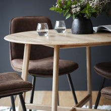 Load image into Gallery viewer, Madrid Oak Round Dining Table